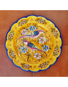 Diverses assiettes en céramique